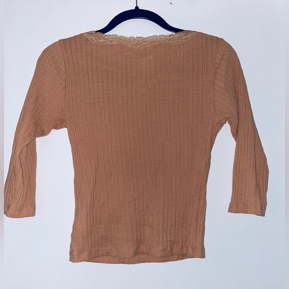 Urban Outfitters Laces Collard Ribbed 3/4 Sleeves - Picture 4 of 6
